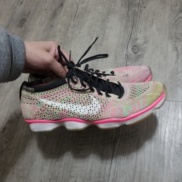 Nike Shoes - Nikey runners